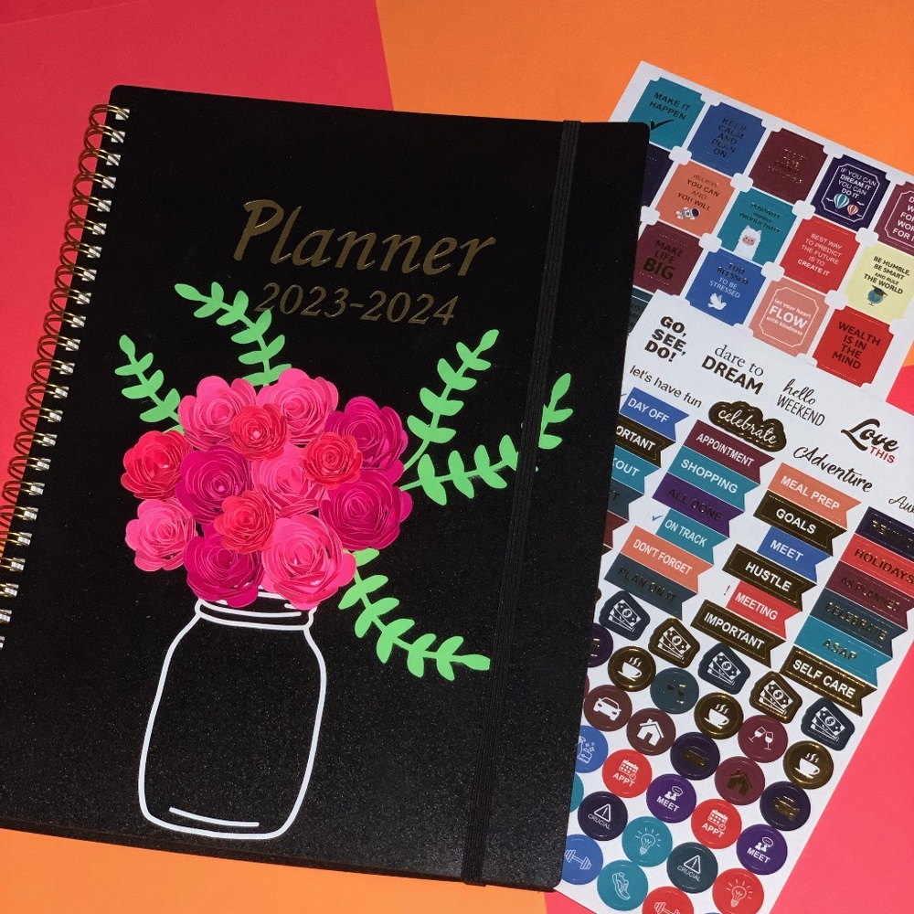 NEW 2024 3D Floral Planner!